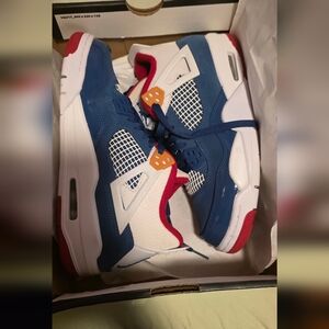 Air Jordan 4 Retro
